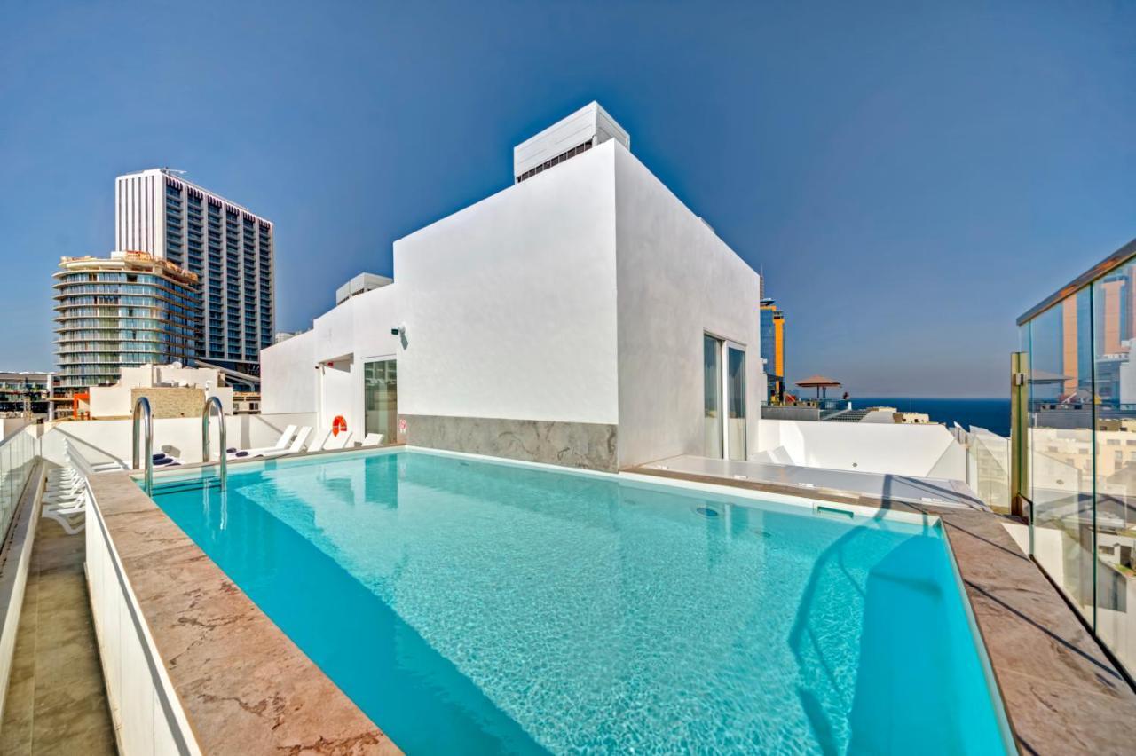 Quadro Hotel, Trademark Collection By Wyndham Saint Julian's Bagian luar foto