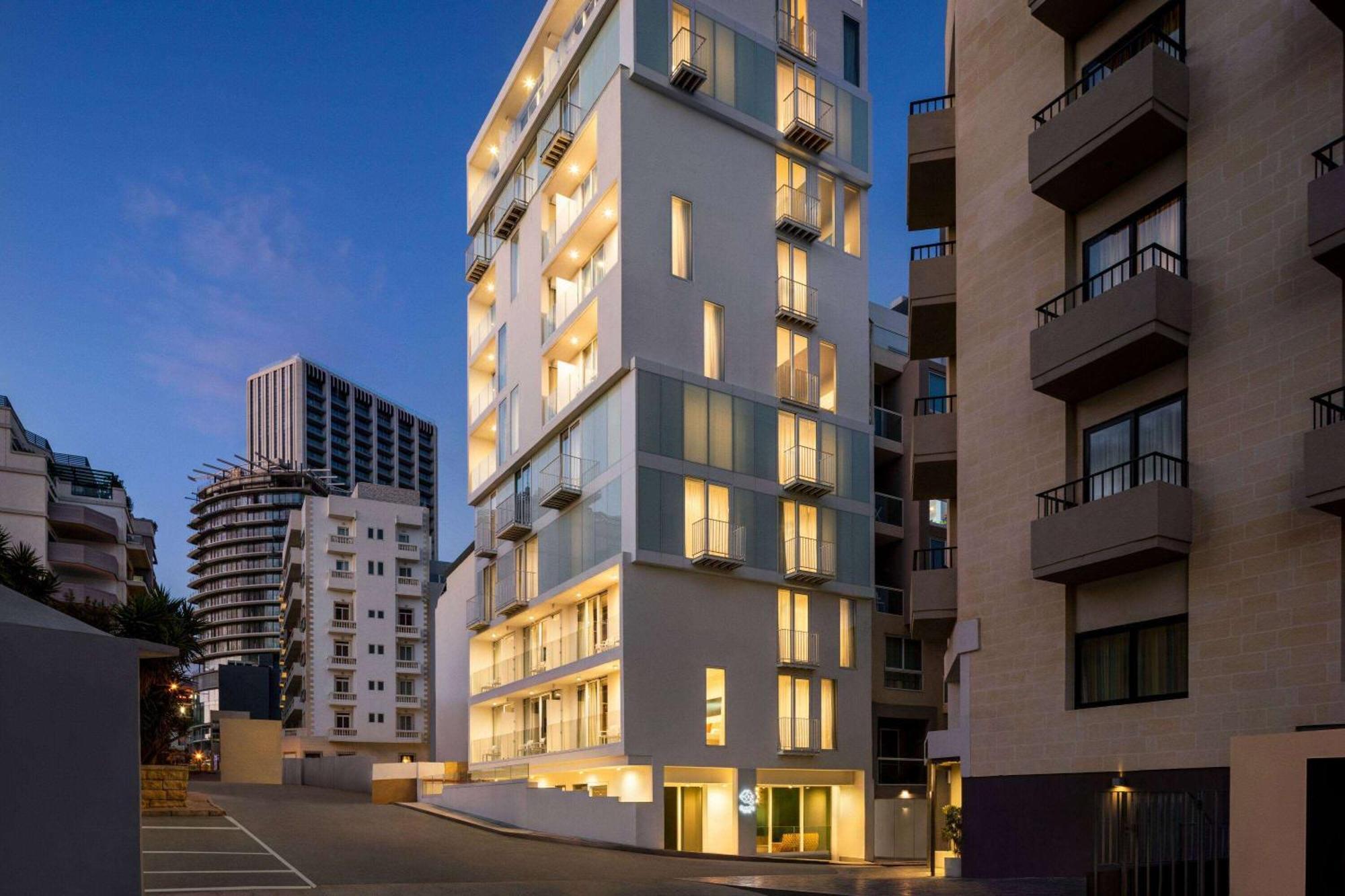 Quadro Hotel, Trademark Collection By Wyndham Saint Julian's Bagian luar foto
