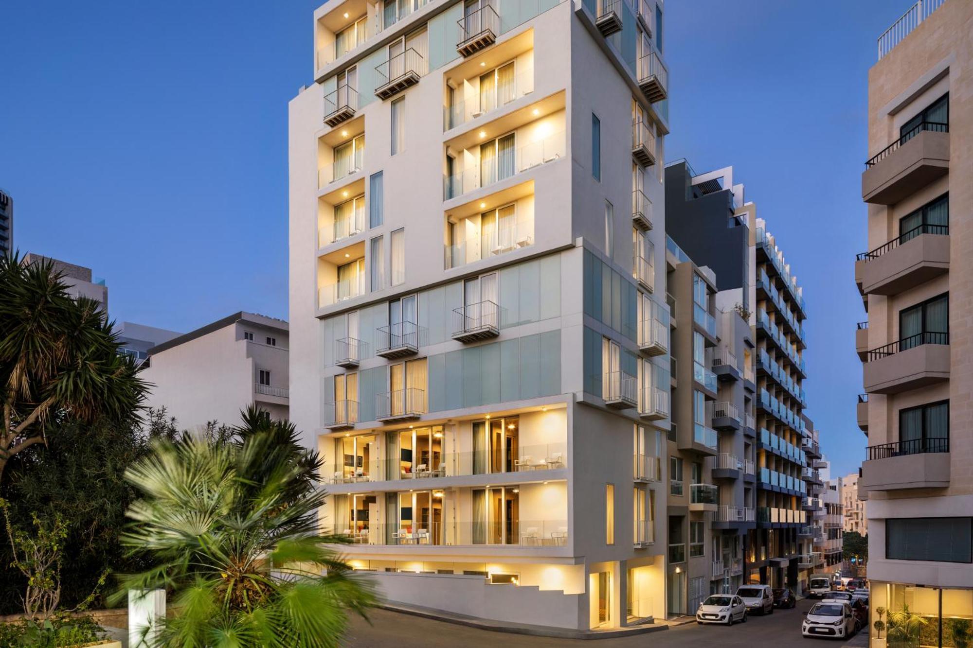 Quadro Hotel, Trademark Collection By Wyndham Saint Julian's Bagian luar foto