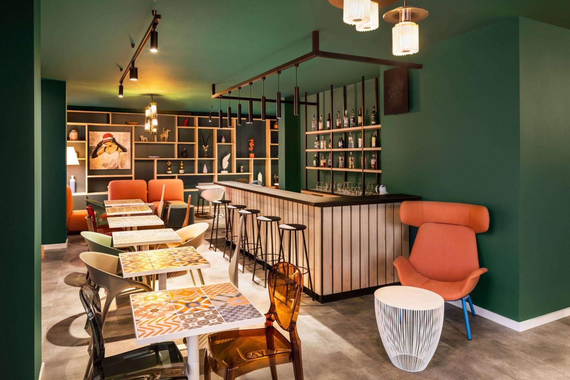 Quadro Hotel, Trademark Collection By Wyndham Saint Julian's Bagian luar foto